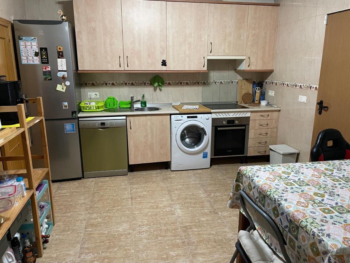 דירות ססניה Vivienda Compartida Con Ambiente Familiar מראה חיצוני תמונה